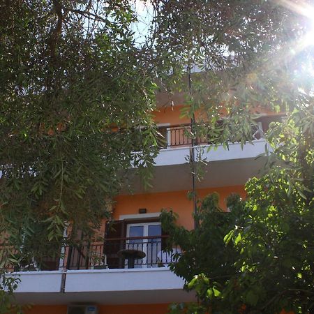 Tina Hotel Limni  Buitenkant foto
