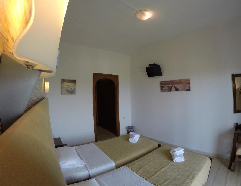 Tina Hotel Limni  Buitenkant foto