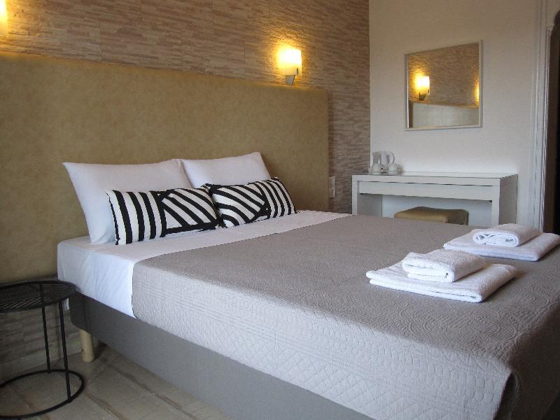 Tina Hotel Limni  Buitenkant foto
